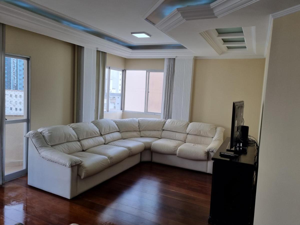 Apto Av Brasil Quadra mar Balneário Camboriú Esterno foto