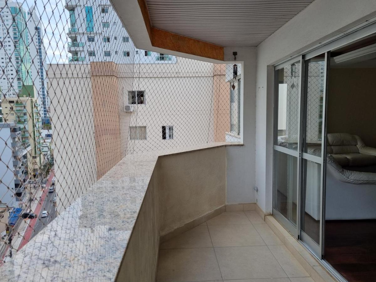 Apto Av Brasil Quadra mar Balneário Camboriú Esterno foto