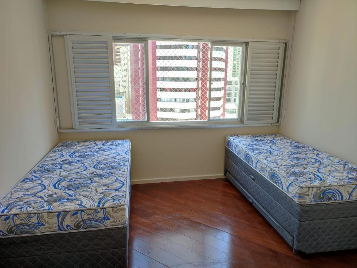 Apto Av Brasil Quadra mar Balneário Camboriú Esterno foto